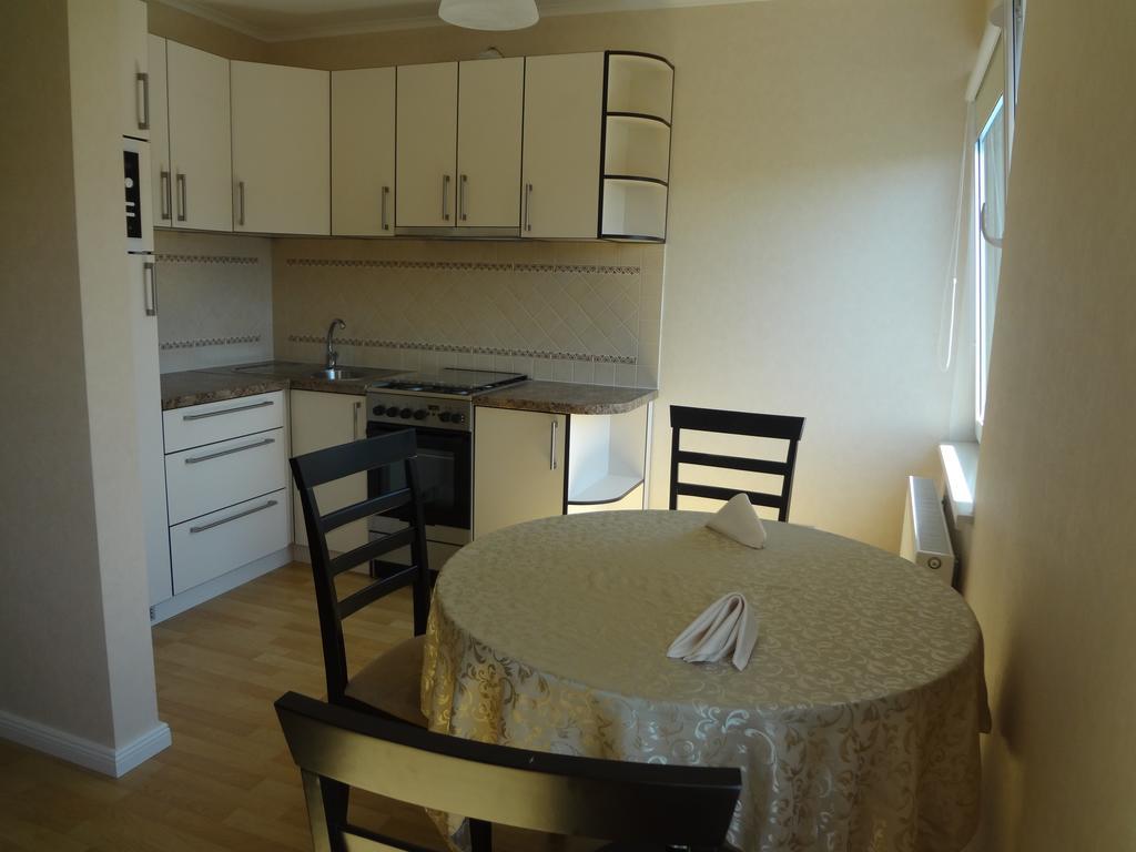 Pretty Apartment เยลกาวา ภายนอก รูปภาพ