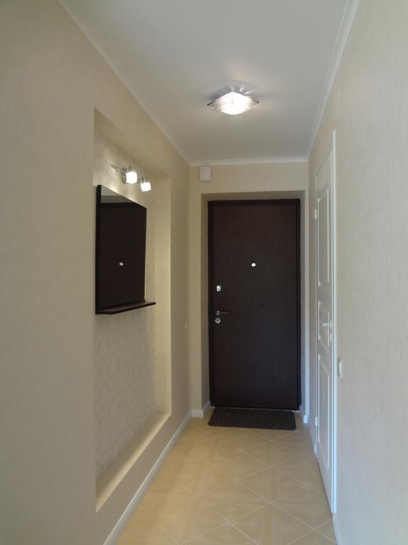 Pretty Apartment เยลกาวา ภายนอก รูปภาพ